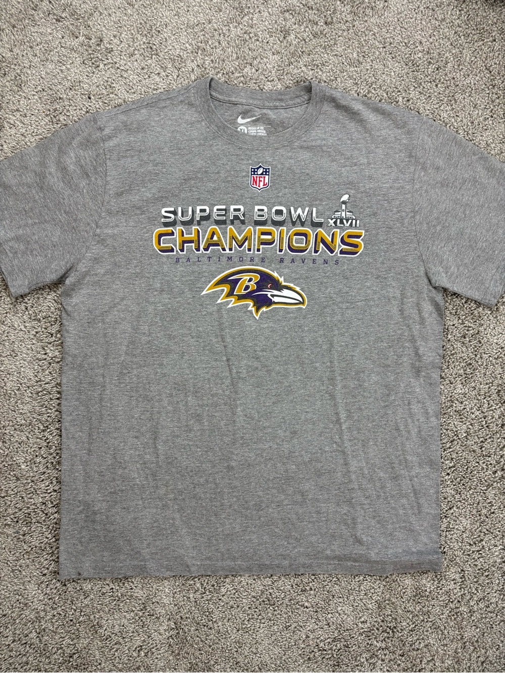Nike Baltimore Ravens 47 Super Bowl Gray Crewneck Tee with White Interior Print